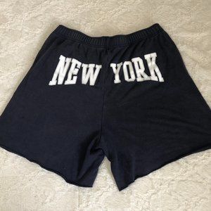 New York Print Loose Shorts